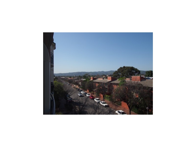 26A/188 Carrington Street, Adelaide SA 5000