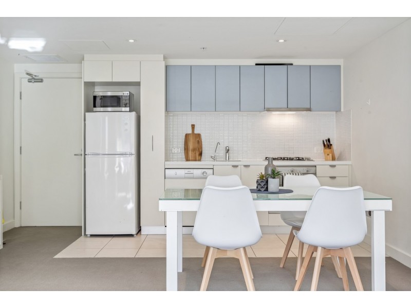 803/19 Holdfast Promanade, Glenelg SA 5045