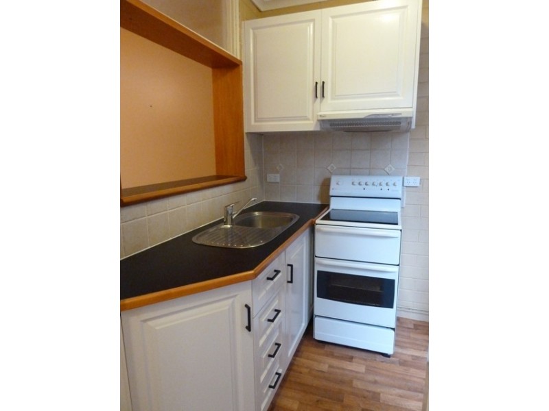 2/147 Military Road, Henley Beach South SA 5022