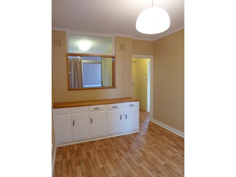 2/147 Military Road, Henley Beach South SA 5022