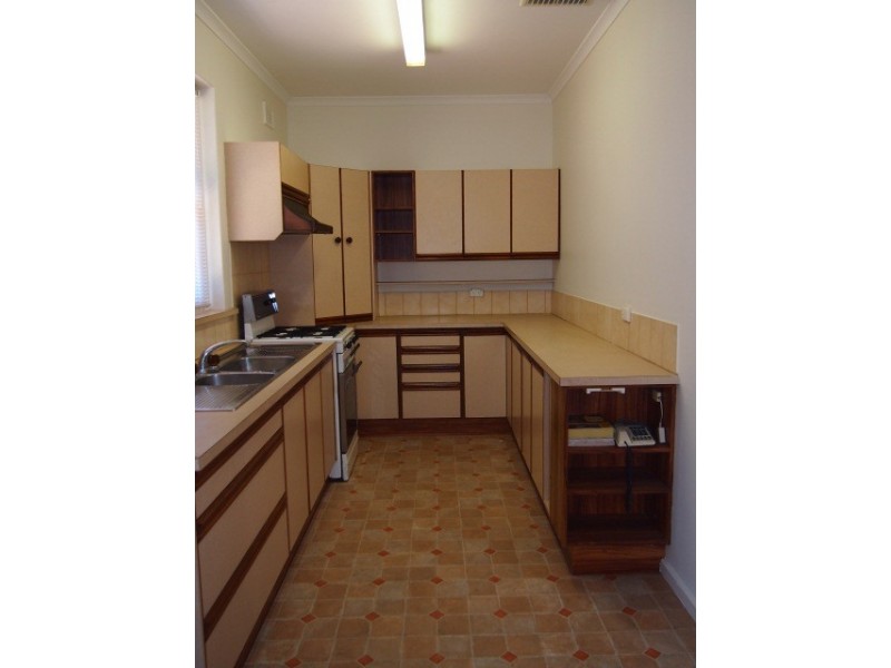 72 Halsey Road, Fulham SA 5024