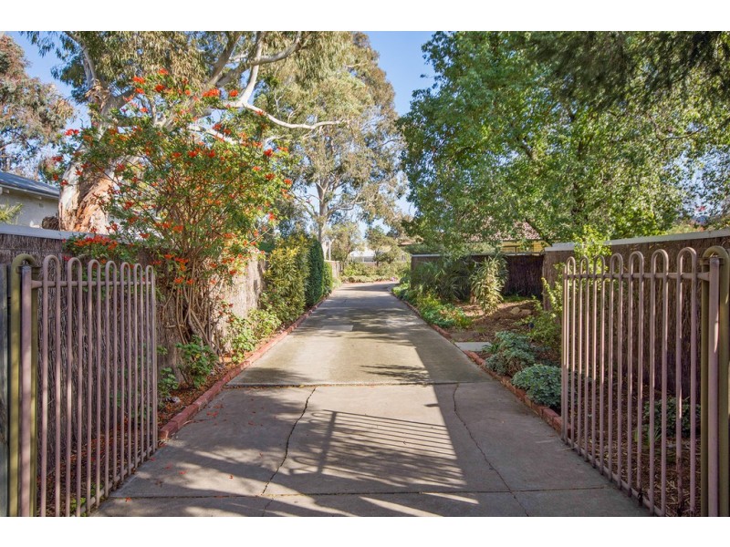 1/10A Oval Avenue, Woodville South SA 5011