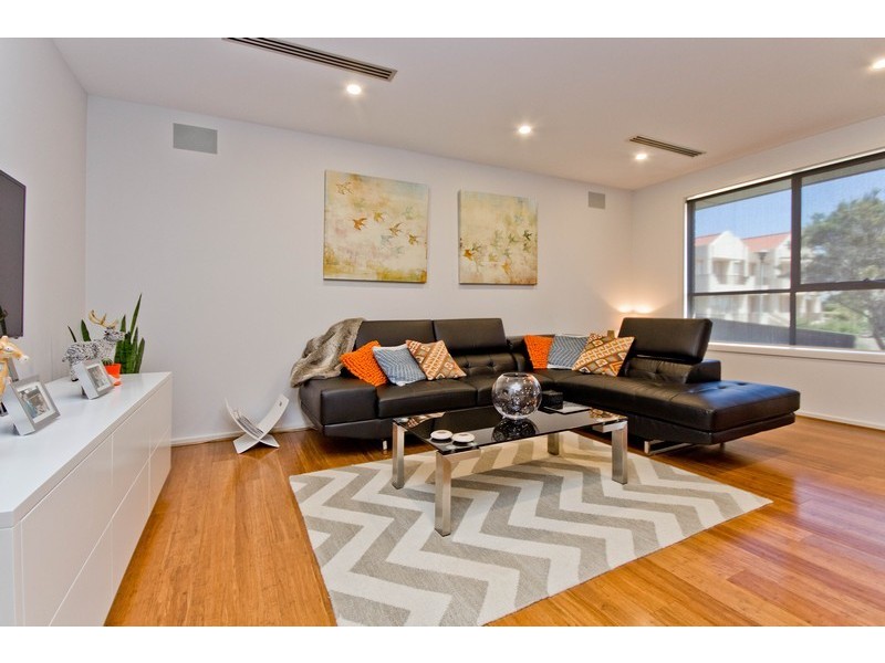 125a Military Road, Tennyson SA 5022