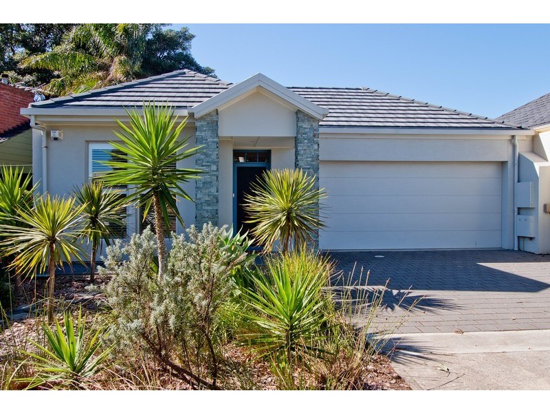 10a Hollard Avenue, Grange SA 5022