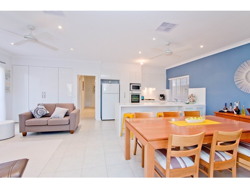 10a Hollard Avenue, Grange SA 5022