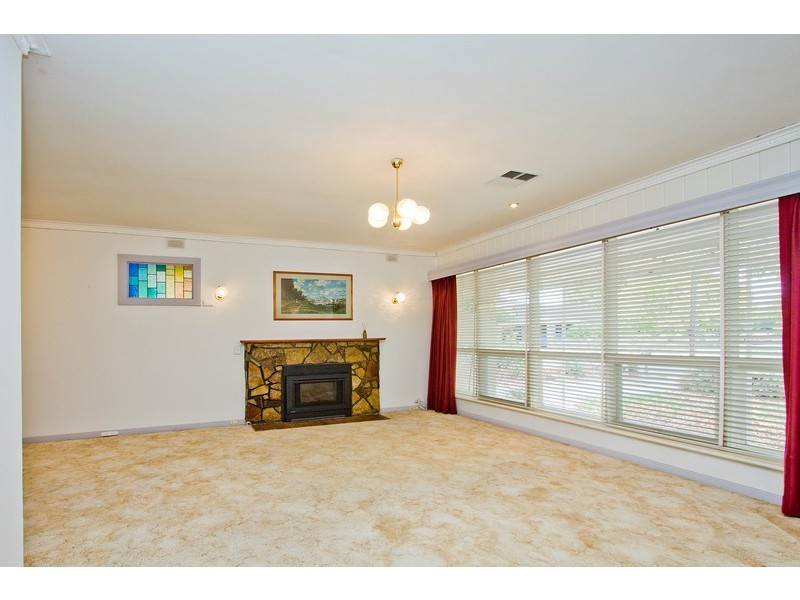 27 Crispian Street, Fulham SA 5024