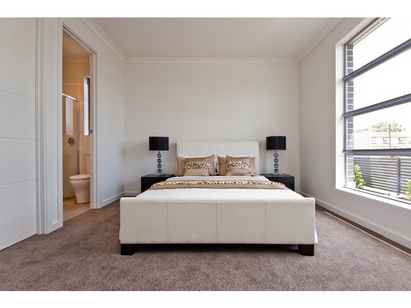 9C Bolingbroke Avenue, Fulham Gardens SA 5024