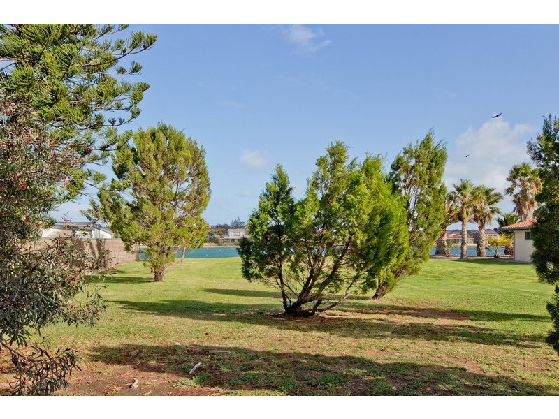 29/77 Brebner Drive, West Lakes SA 5021
