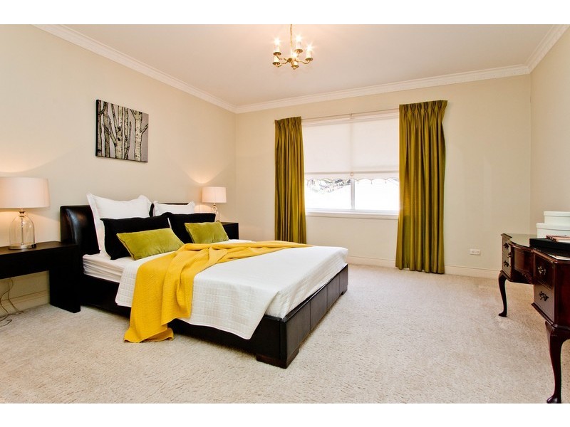 30 Henley Beach Road, Henley Beach SA 5022