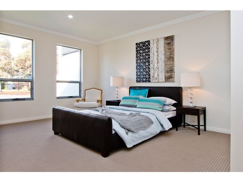 9A Fleetwood Crescent, Henley Beach SA 5022