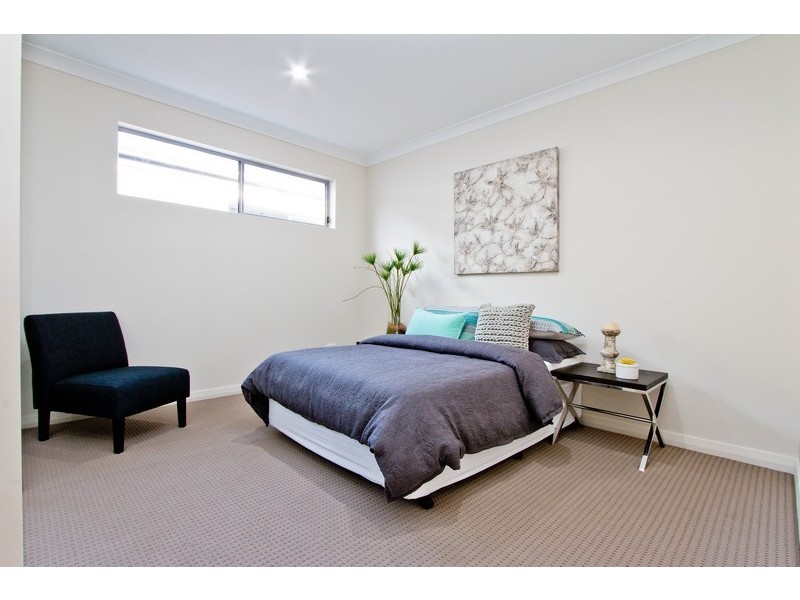 9A Fleetwood Crescent, Henley Beach SA 5022