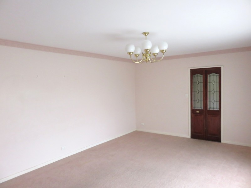 8 Elaine Avenue, Seaton SA 5023