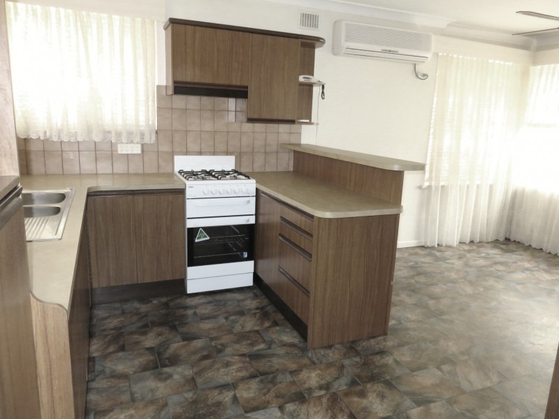 8 Elaine Avenue, Seaton SA 5023