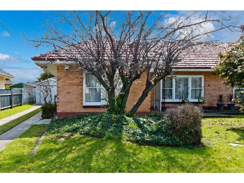 25A Lothian Avenue, Seaton SA 5023