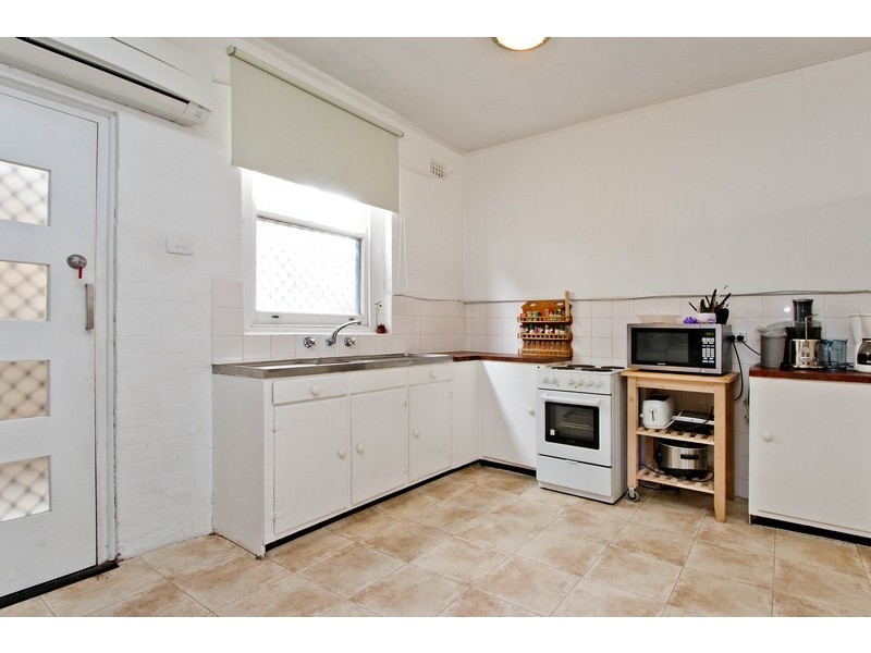 1/372 Seaview Road, Henley Beach SA 5022