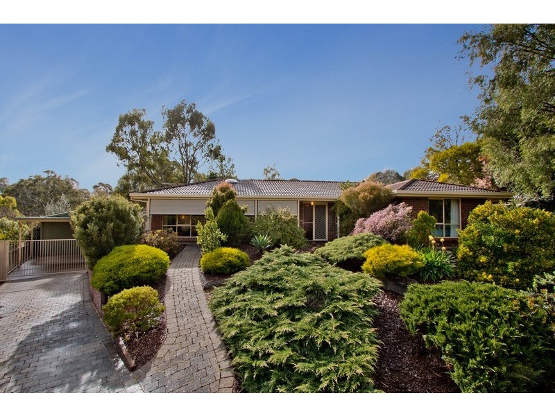 4 Grassdale Rise, Aberfoyle Park SA 5159