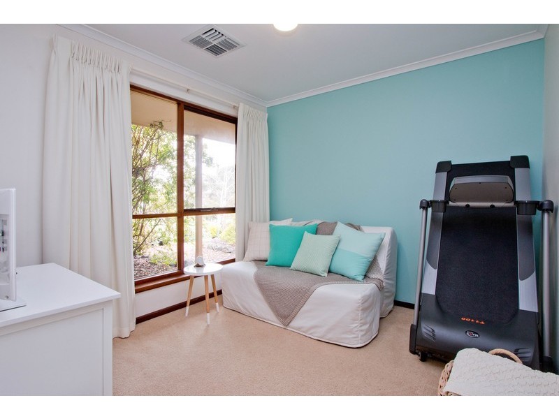 4 Grassdale Rise, Aberfoyle Park SA 5159