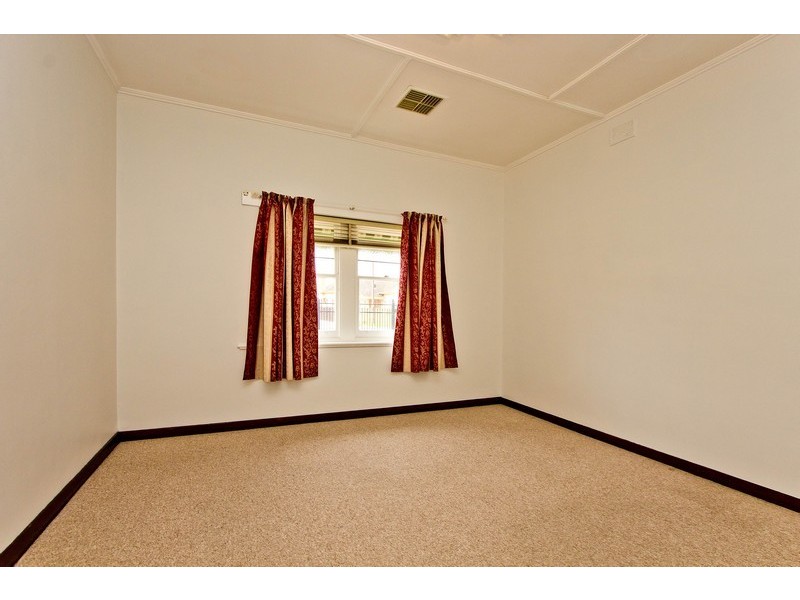 58 Ledger Road, Woodville South SA 5011