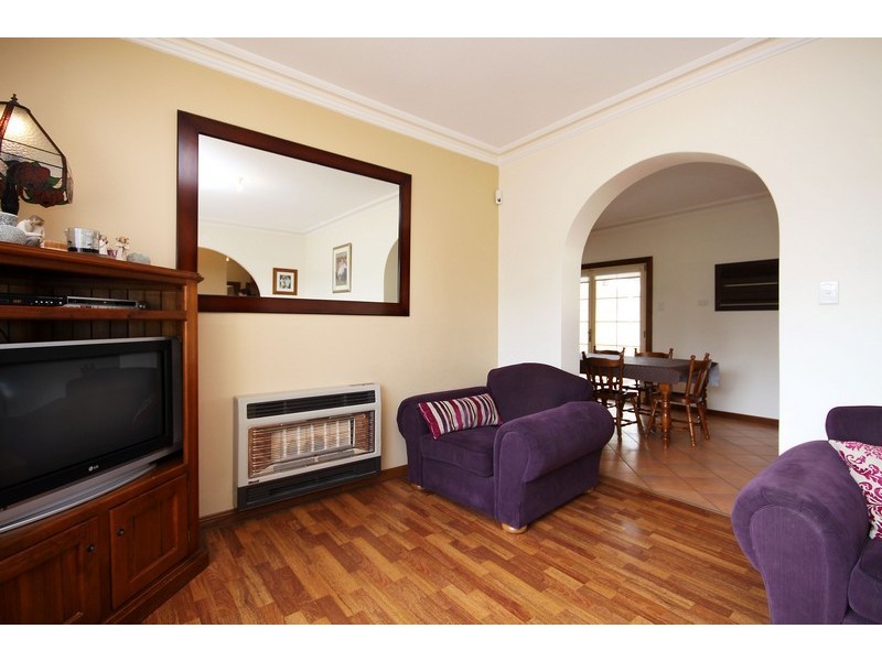 53 Collingwood Avenue, Flinders Park SA 5025