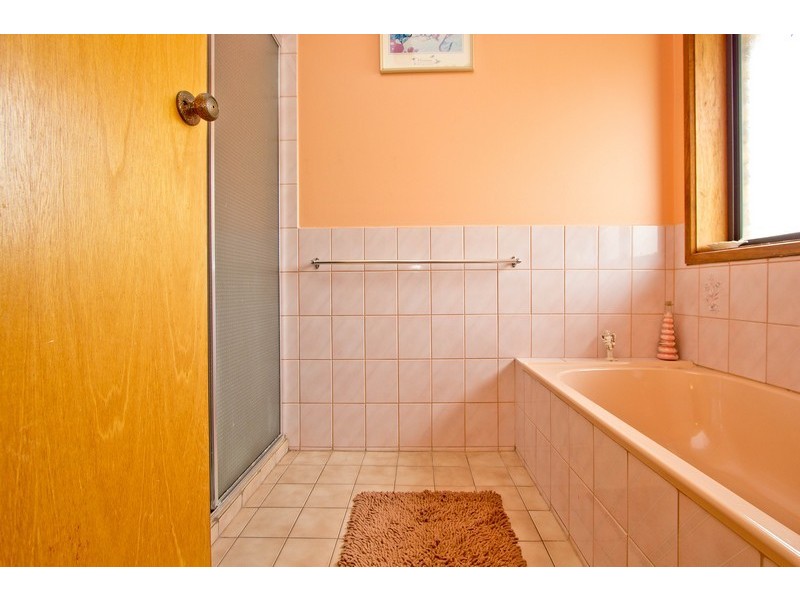 7 Lefkas Court, Seaton SA 5023