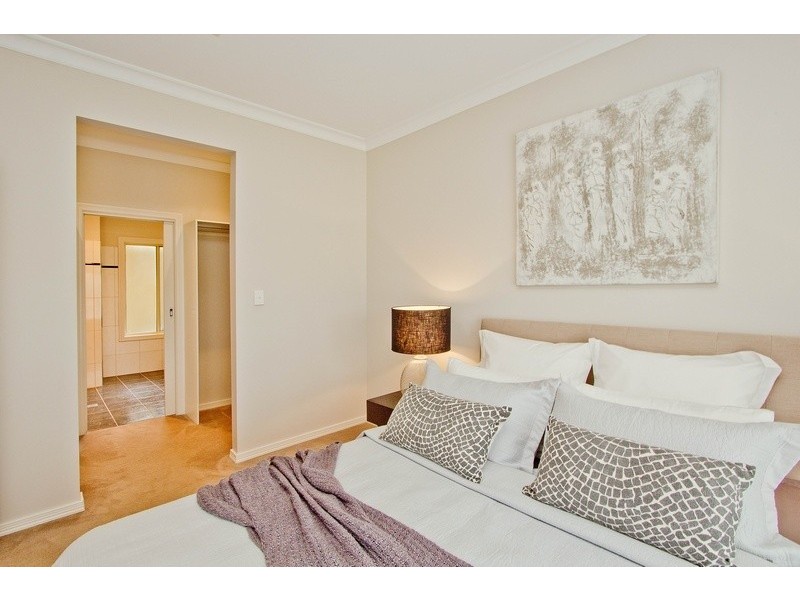 34 Tandanya Avenue, Grange SA 5022