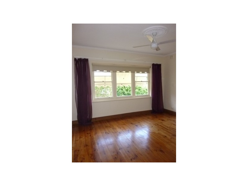 1 Lipsett Terrace, Brooklyn Park SA 5032