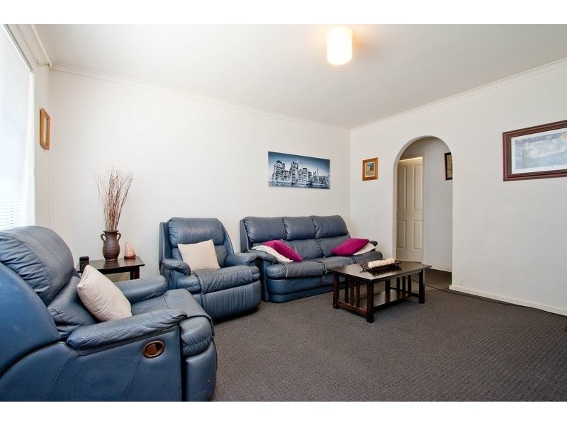 1 and 2/88 Clayson Road, Salisbury East SA 5109