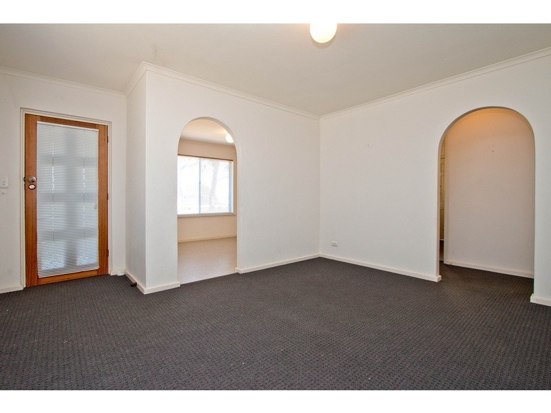 1 and 2/88 Clayson Road, Salisbury East SA 5109