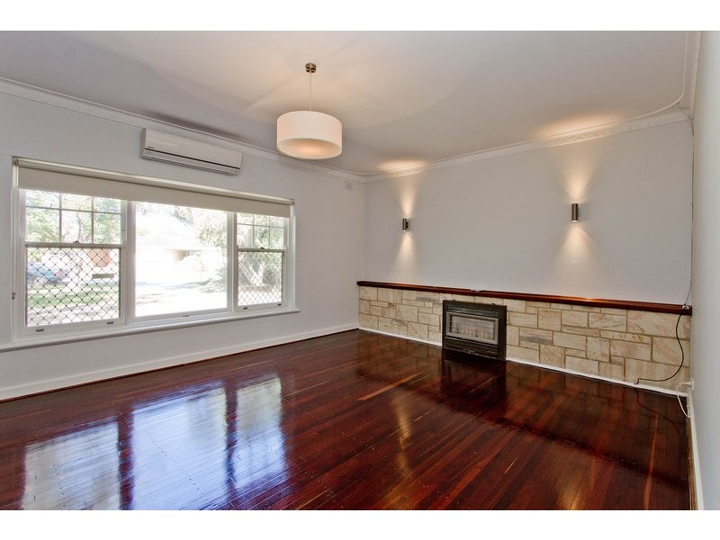 7 Sharpie Crescent, Grange SA 5022