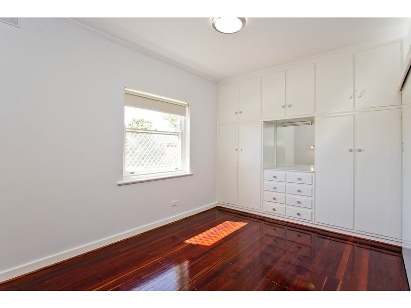 7 Sharpie Crescent, Grange SA 5022