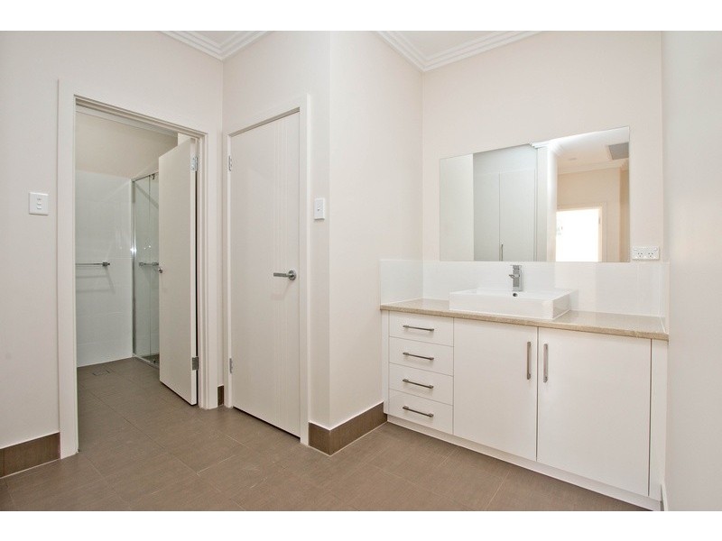 43A Russ Avenue, Seaton SA 5023