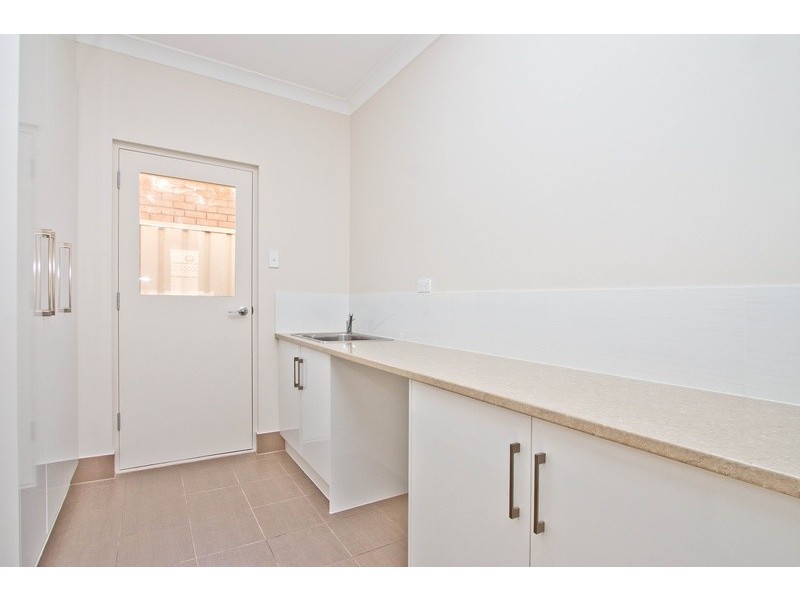 43A Russ Avenue, Seaton SA 5023