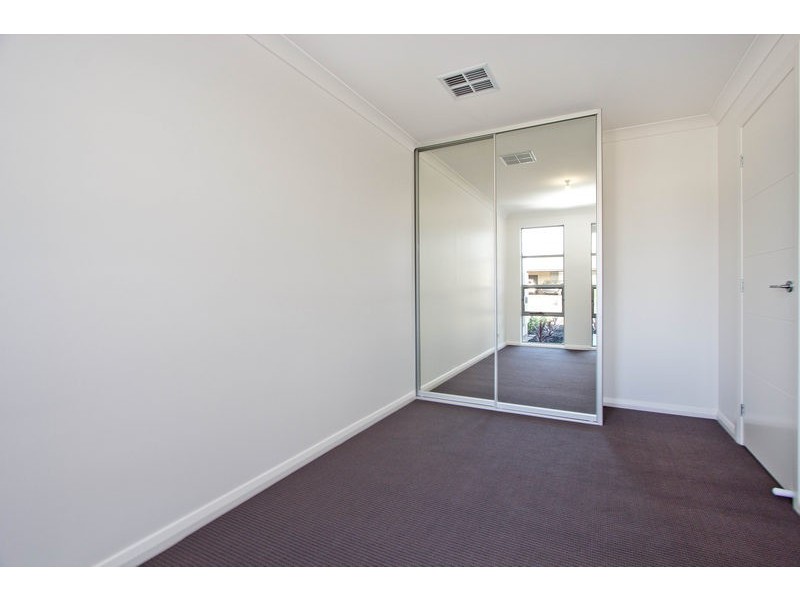 2/15 Yalpara Avenue, Seaton SA 5023