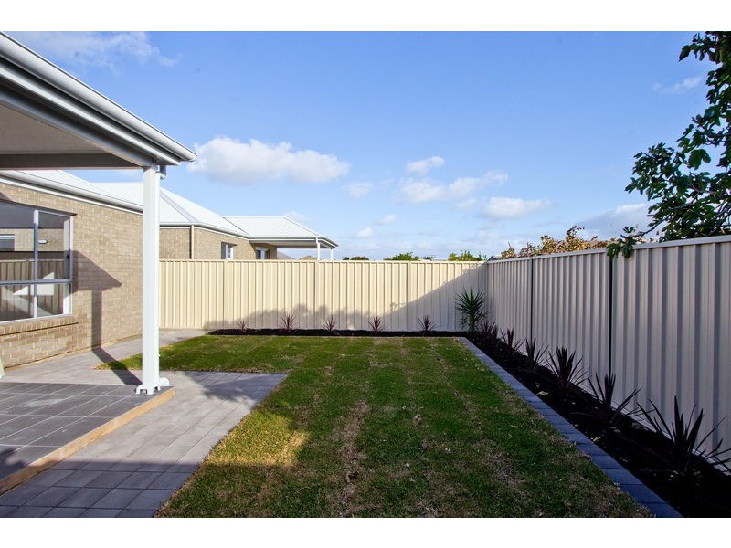 2/15 Yalpara Avenue, Seaton SA 5023
