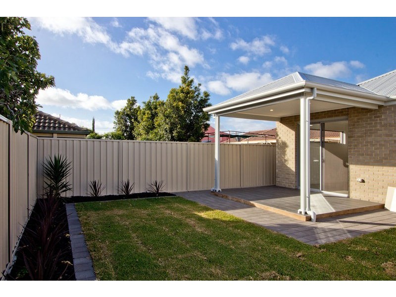 2/15 Yalpara Avenue, Seaton SA 5023