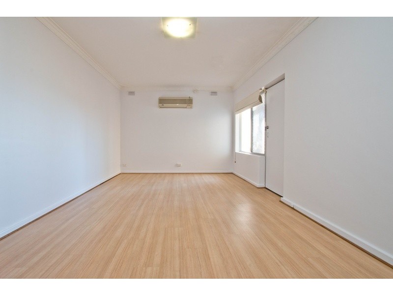 4/20 Seaview Road, West Beach SA 5024