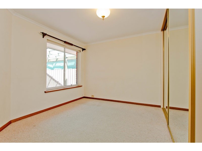 2/16 Lefkas Court, Seaton SA 5023