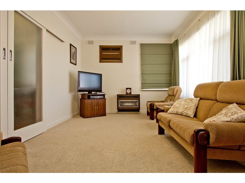 21 Yorkshire Street, Grange SA 5022