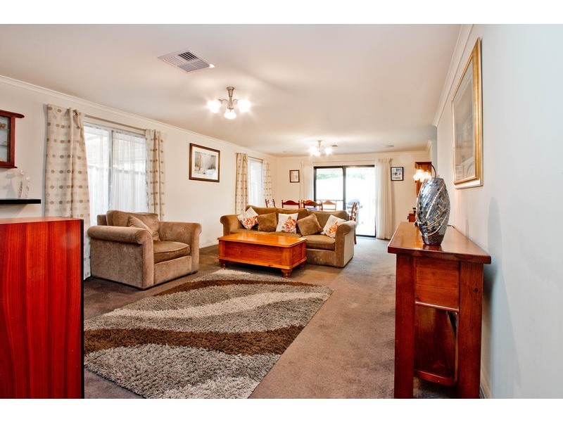 17 Coppins Terrace, Fulham Gardens SA 5024