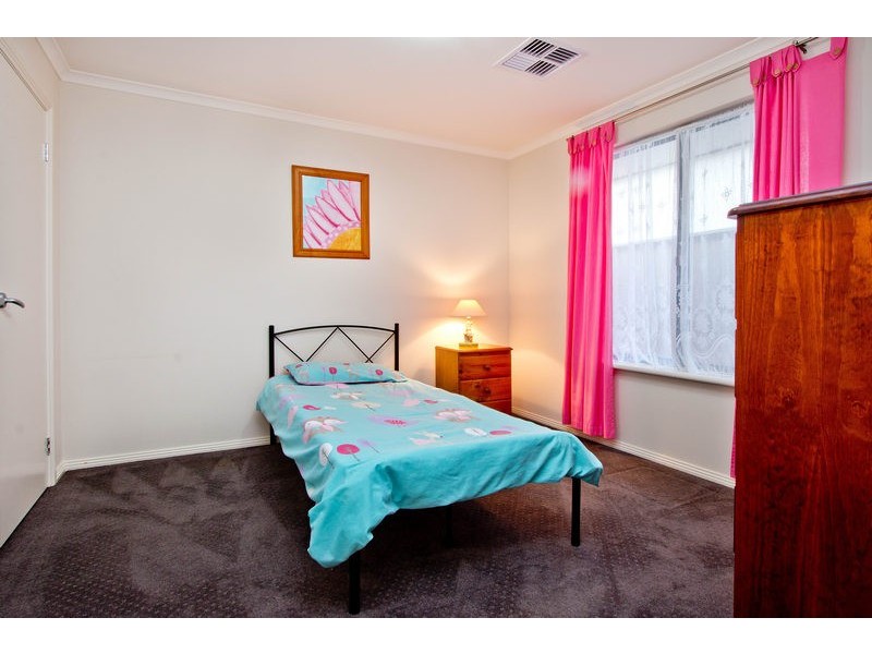 17 Coppins Terrace, Fulham Gardens SA 5024