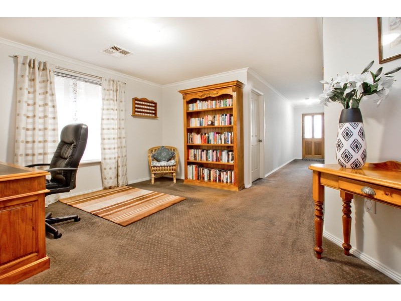 17 Coppins Terrace, Fulham Gardens SA 5024