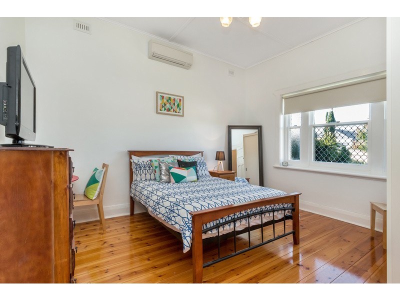 2 Fortrose Avenue, Seaton SA 5023