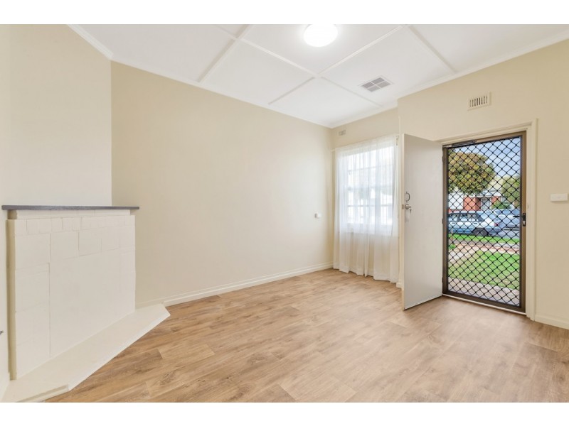 1 Foxgreen Avenue, Findon SA 5023