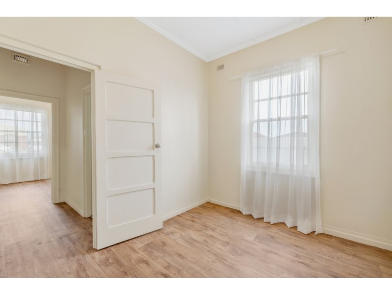 1 Foxgreen Avenue, Findon SA 5023