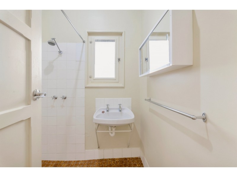 1 Foxgreen Avenue, Findon SA 5023