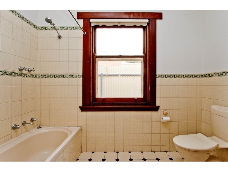 2 Franklin Avenue, Flinders Park SA 5025