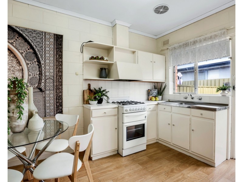 2/37 Dampier Avenue, Flinders Park SA 5025