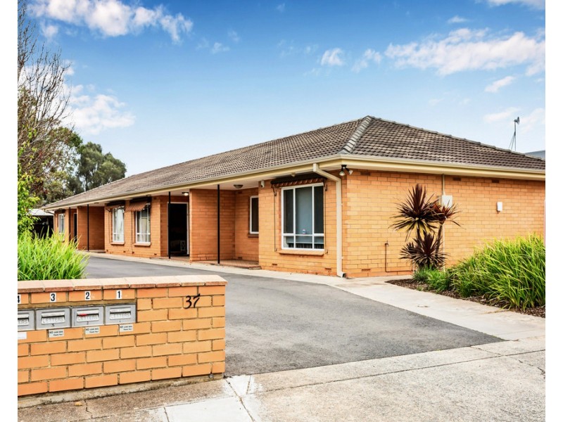 2/37 Dampier Avenue, Flinders Park SA 5025