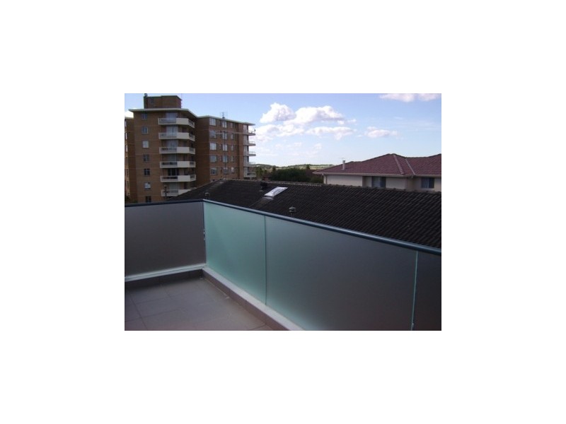 11B Clyde Road, Dee Why NSW 2099