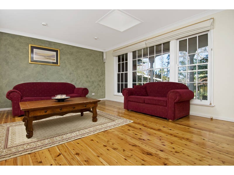 12 Knightsbridge Avenue, Belrose NSW 2085